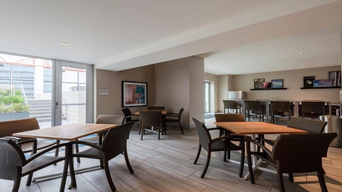 22Nd Fl Bold Cozysuites With Pool, Gym Dallas Esterno foto