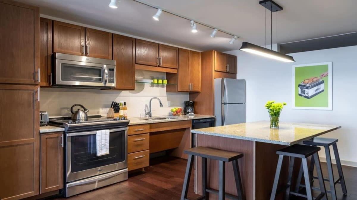 22Nd Fl Bold Cozysuites With Pool, Gym Dallas Esterno foto