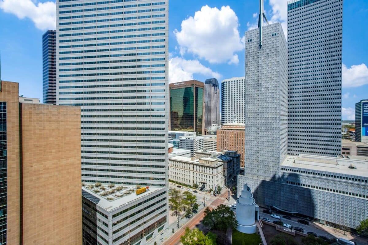 22Nd Fl Bold Cozysuites With Pool, Gym Dallas Esterno foto